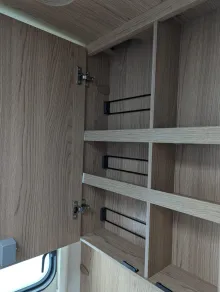 Fahrzeugbild LMC Cruiser V 646 G 180 PS/Automatik, 625 - 3048 #36