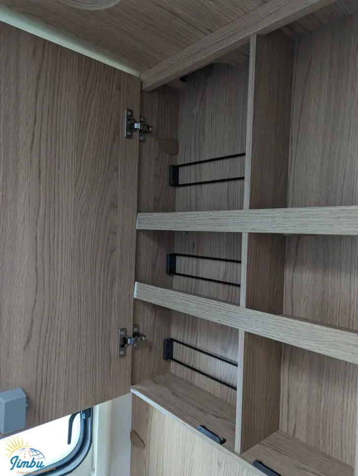 Fahrzeugbild LMC Cruiser V 646 G 180 PS/Automatik, 625 - 3048 #36