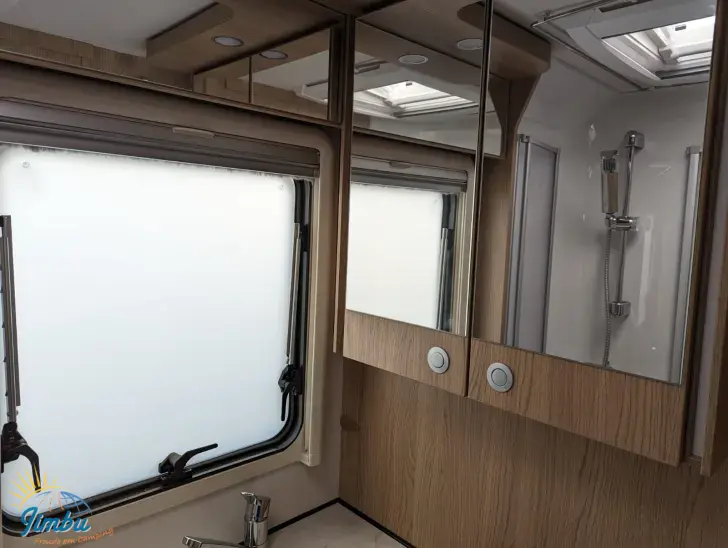 Fahrzeugbild LMC Cruiser V 646 G 140 PS/ Schalter, 626 - 3049 #32