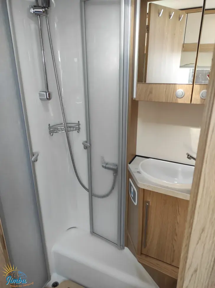 Fahrzeugbild LMC Cruiser V 646 G 180 PS/Automatik, 628 - 3066 #16