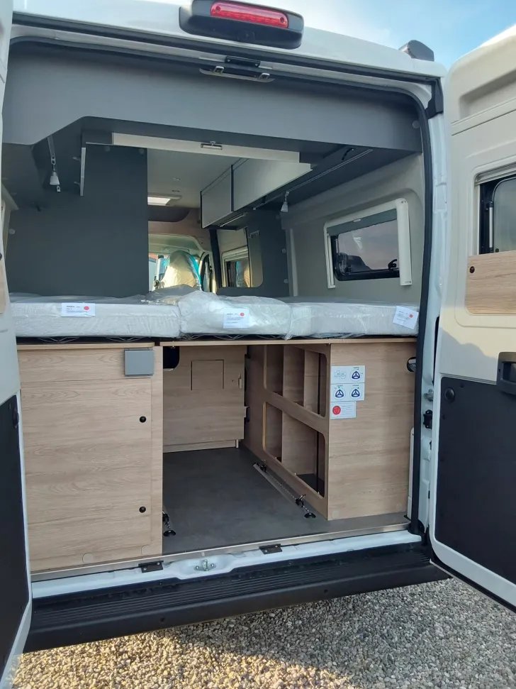 Fahrzeugbild Dethleffs Globetrail 640 ES Fiat 95-Jahre-Pkt + Automatik #5