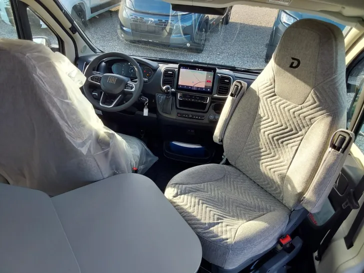 Fahrzeugbild Dethleffs Globetrail 640 ES Fiat 95-Jahre-Pkt + Automatik #13