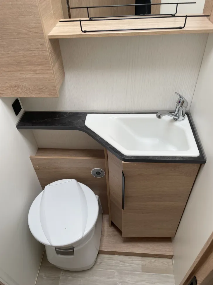 Fahrzeugbild Mooveo Tei  70 EB #16