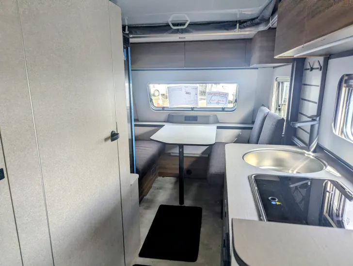 Fahrzeugbild Hymer Eriba Feeling 442 MOVER, AUFLASTUNG 1,8 t uvm. #6