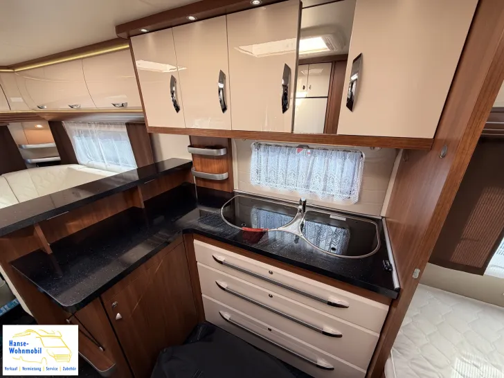 Fahrzeugbild Hobby Premium 560 CFE I Luftvorzelt I Mover #18