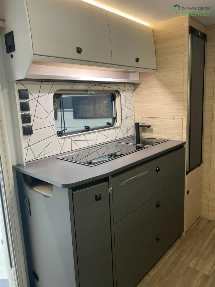 Fahrzeugbild Fendt Apero Activ 560 SKM Modell 2026 / 2000 kg / Brenta #5