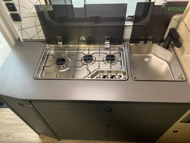 Fahrzeugbild Fendt Apero Activ 560 SKM Modell 2026 / 2000 kg / Brenta #6