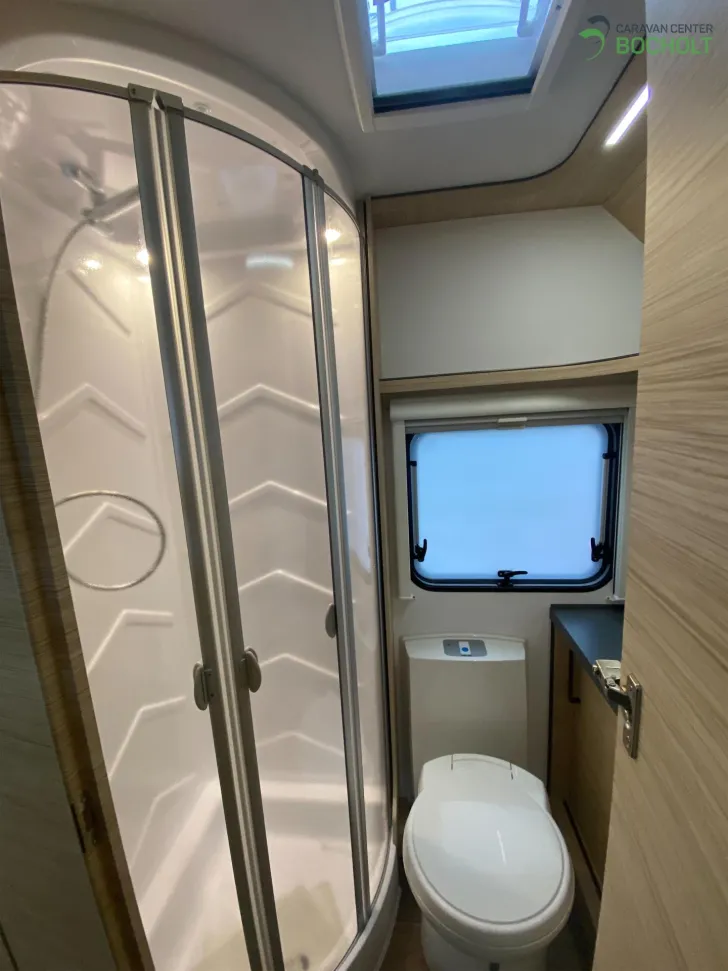 Fahrzeugbild Fendt Apero Activ 560 SKM Modell 2026 / 2000 kg / Brenta #11