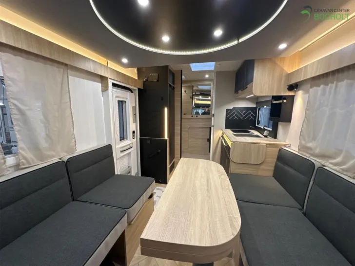 Fahrzeugbild Challenger Teilintegriert 260 Graphite Premium Modell 2026 / Artic / Drive #6