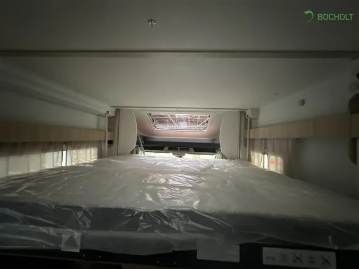 Fahrzeugbild Challenger Teilintegriert 260 Graphite Premium Modell 2026 / Artic / Drive #7