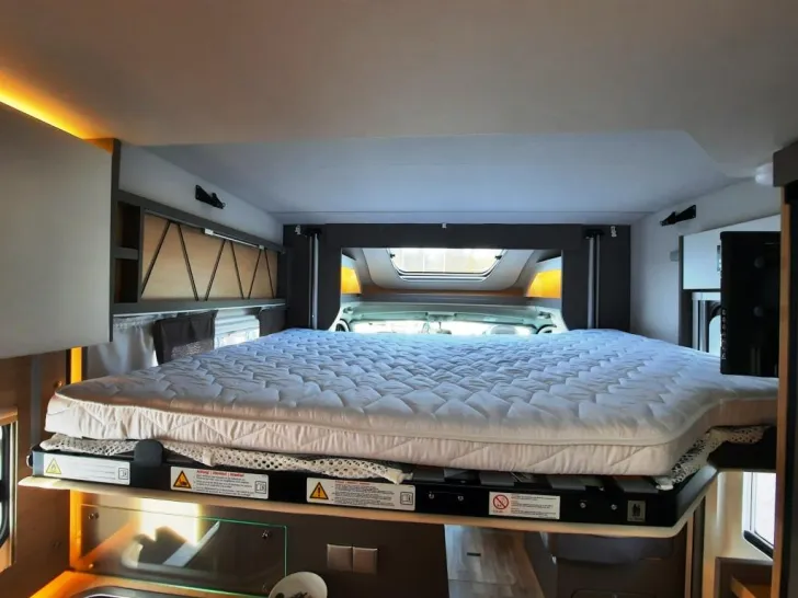 Fahrzeugbild LMC Tourer Lift H 730 G Verfüg./Markise/Ambiente/Alu #10