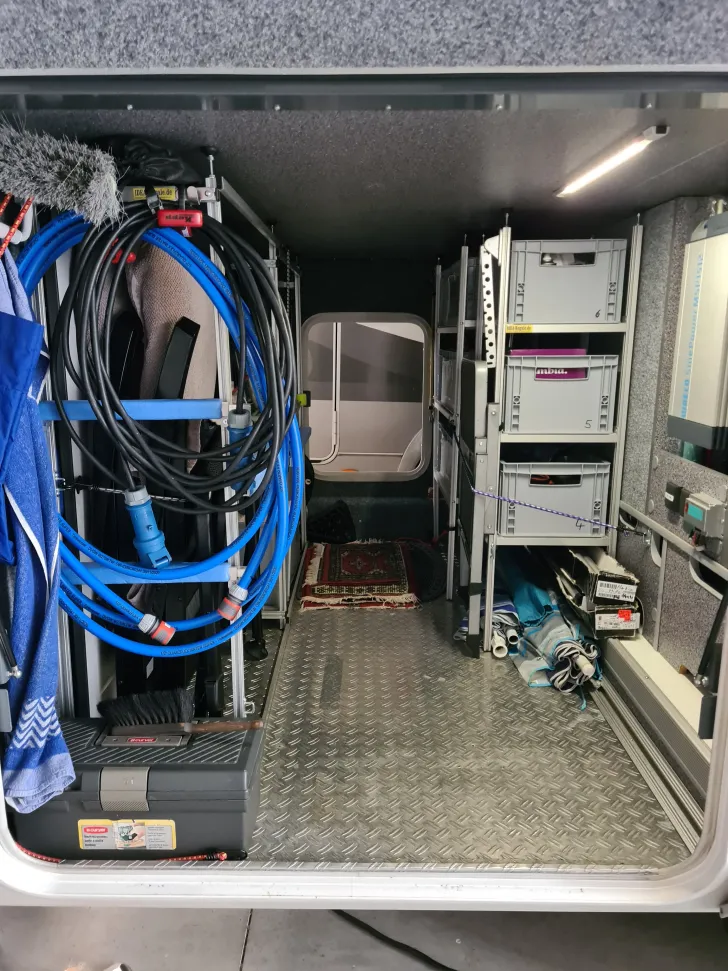 Fahrzeugbild Carthago chic e-line 47 Yachting #10