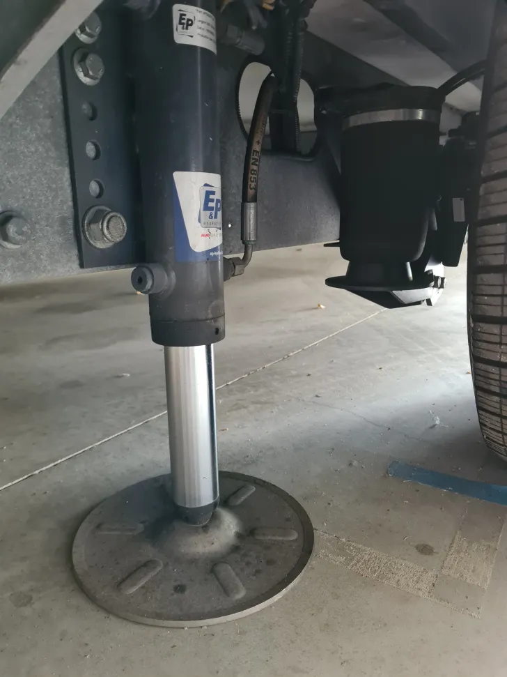 Fahrzeugbild Carthago chic e-line 47 Yachting #11