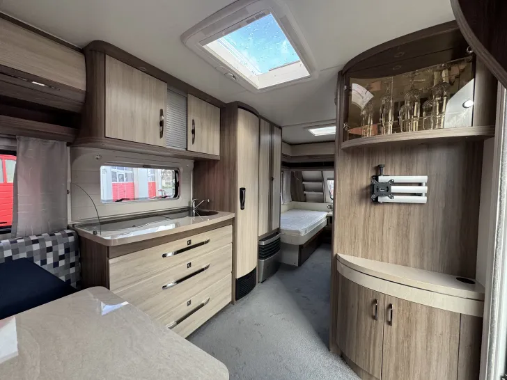 Fahrzeugbild Hobby De Luxe 540 UL #10
