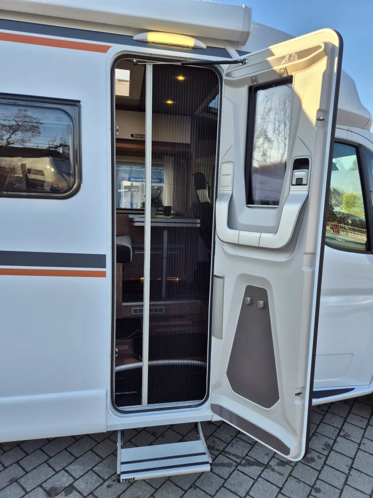 Fahrzeugbild Weinsberg CaraCompact 600 MF EDITION [PEPPER] #7