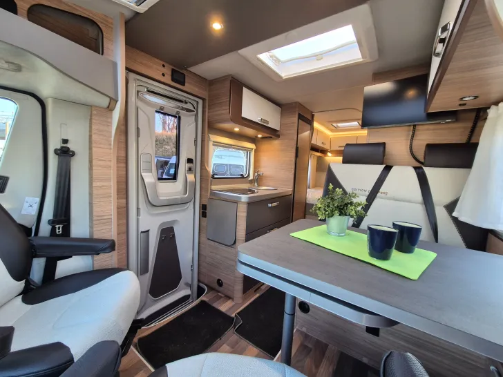 Fahrzeugbild Weinsberg CaraCompact 600 MF EDITION [PEPPER] #15