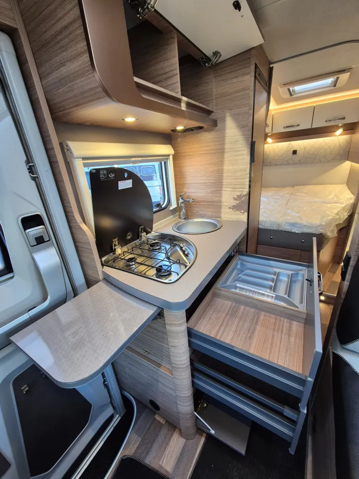 Fahrzeugbild Weinsberg CaraCompact 600 MF EDITION [PEPPER] #21