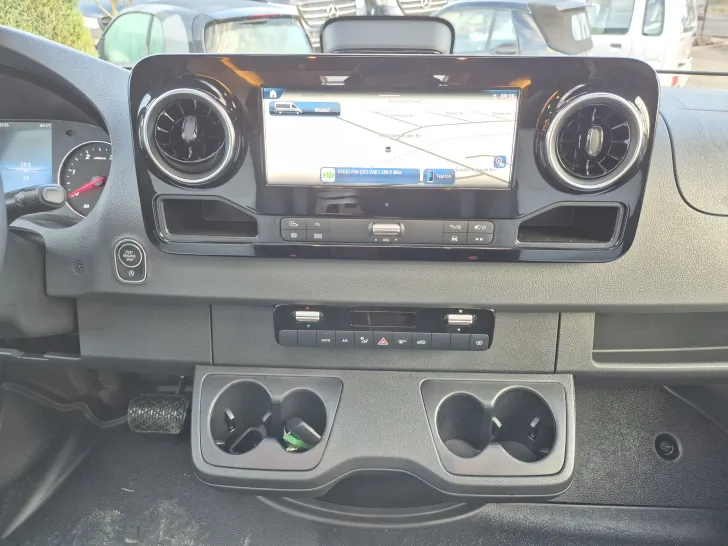 Fahrzeugbild Weinsberg CaraCompact MB 640 MEG EDITION [PEPPER] #10