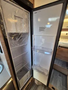 Fahrzeugbild Weinsberg CaraCompact MB 640 MEG EDITION [PEPPER] #20