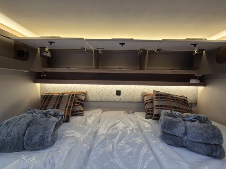 Fahrzeugbild Weinsberg CaraCompact MB 640 MEG EDITION [PEPPER] #30