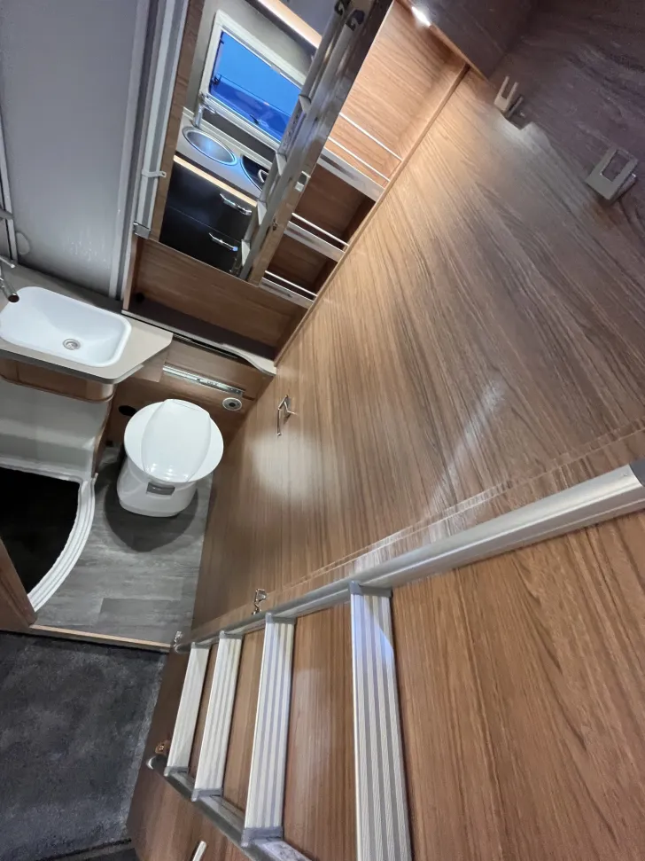 Fahrzeugbild Weinsberg CaraSuite 650 MEG *Edition-Spicy*Markise* #18