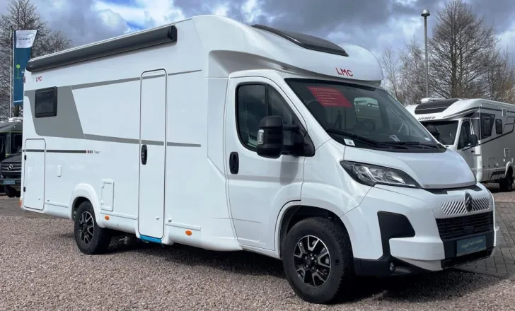 Fahrzeugbild LMC Tracer 730 EL Verfüg./Sparen Sie 8.131,- € #2