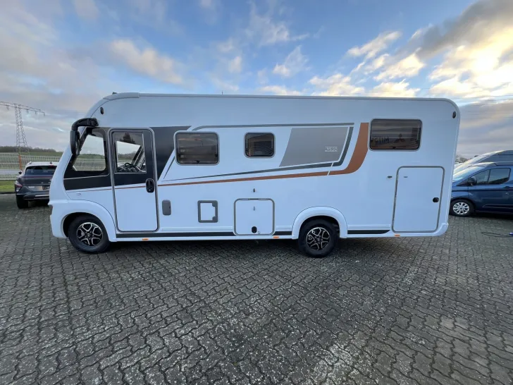 Fahrzeugbild Bürstner Lyseo I 727 G #6