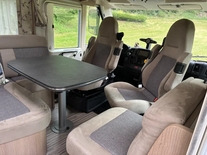 Fahrzeugbild Malibu I 410 DB Erstbesitz, gepflegt #7