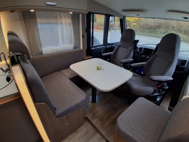 Fahrzeugbild Carado I 447 *pro + Paket*5. Sitzplatz* #14
