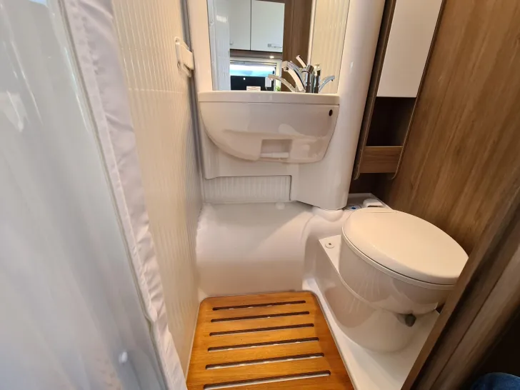 Fahrzeugbild Carado V 132 *pro+ Paket*3 Schlafplätze* #18