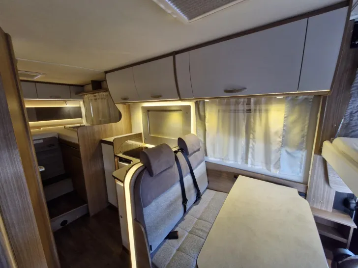 Fahrzeugbild Carado Clever+ I Edition 338 *Solar*Wechselrichter*TV* #14