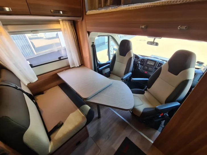 Fahrzeugbild Weinsberg CaraHome 550 MG *Duo-Control* #15