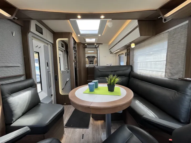 Fahrzeugbild Hymer B-ML I 780 *Hubstützen*Arktis*Autarkie*Klima* #9