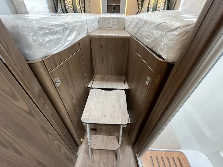 Fahrzeugbild Hymer B-ML I 780 *Hubstützen*Arktis*Autarkie*Klima* #26