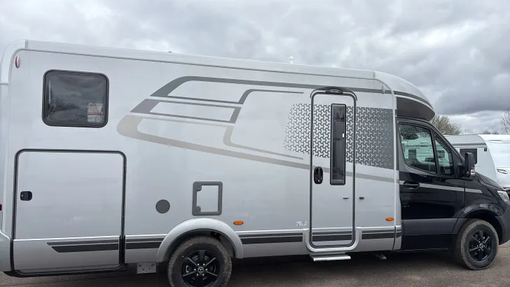 Seitlich Hymer B-Klasse MC T 600 Sofort verfügbar