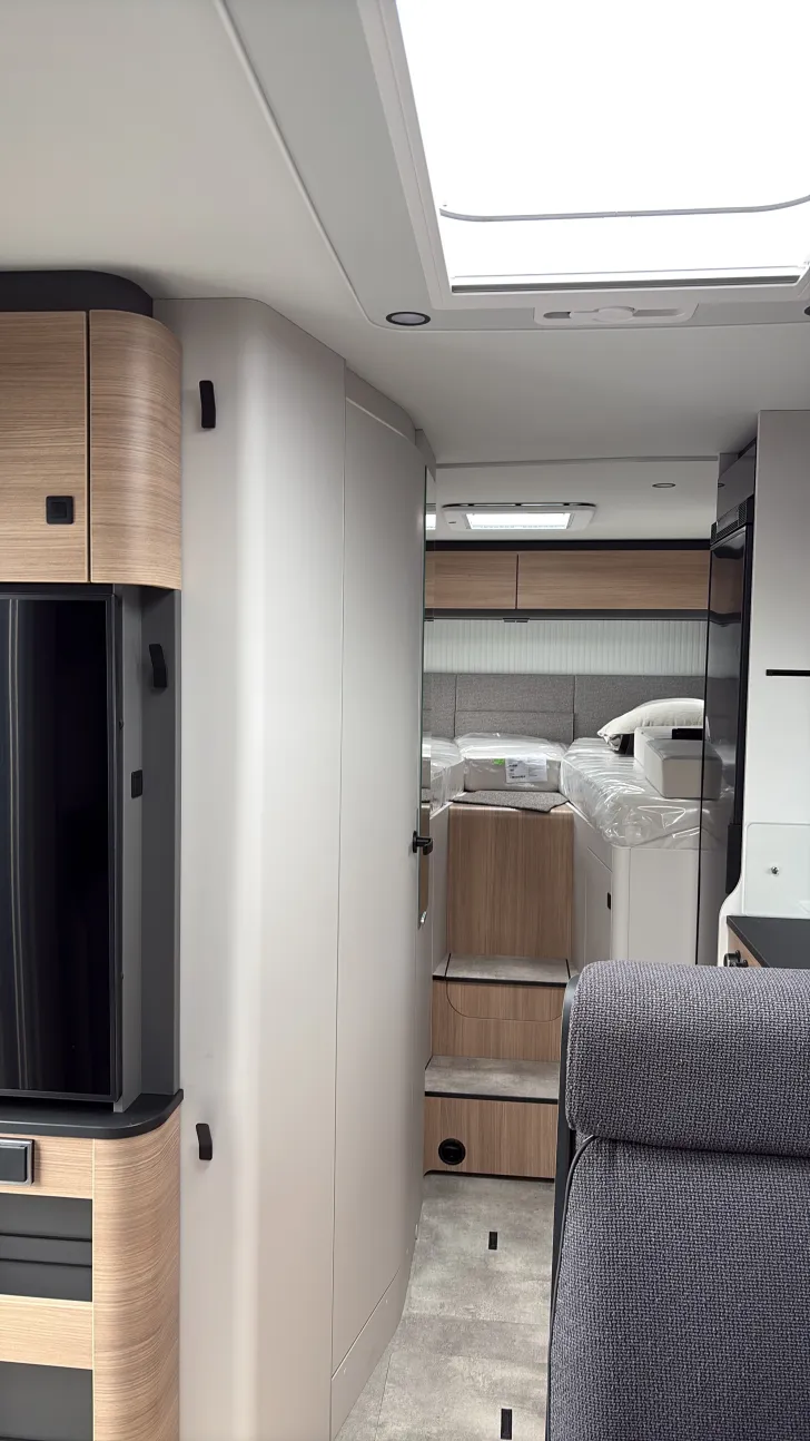 Sicht vorne-hinten Hymer B-Klasse MC T 600 Sofort verfügbar