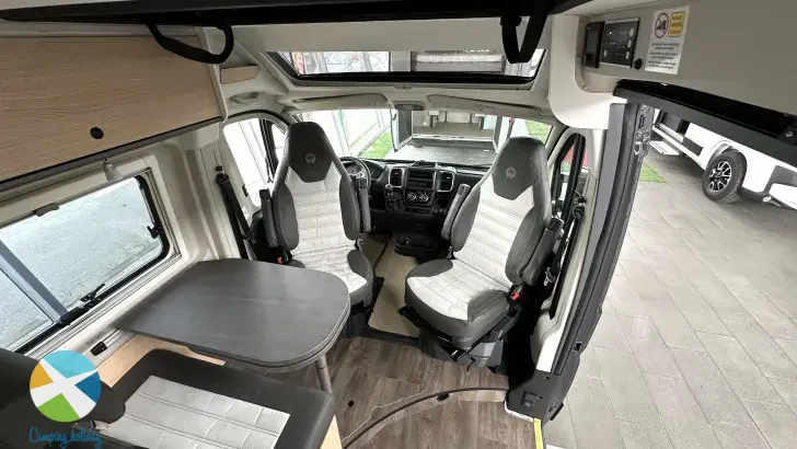 Sitzgruppe Sunlight Camper Van CLIFF 600 X RT