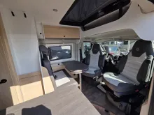 Sicht vorne-hinten Sunlight Camper Van CLIFF 600 Adventure Edition RT