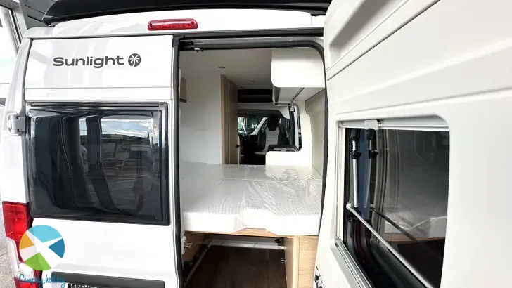 Betten Sunlight Camper Van CLIFF 540 Adventure Edition RT