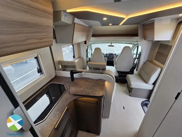 Küchen Bürstner B66 690 TD