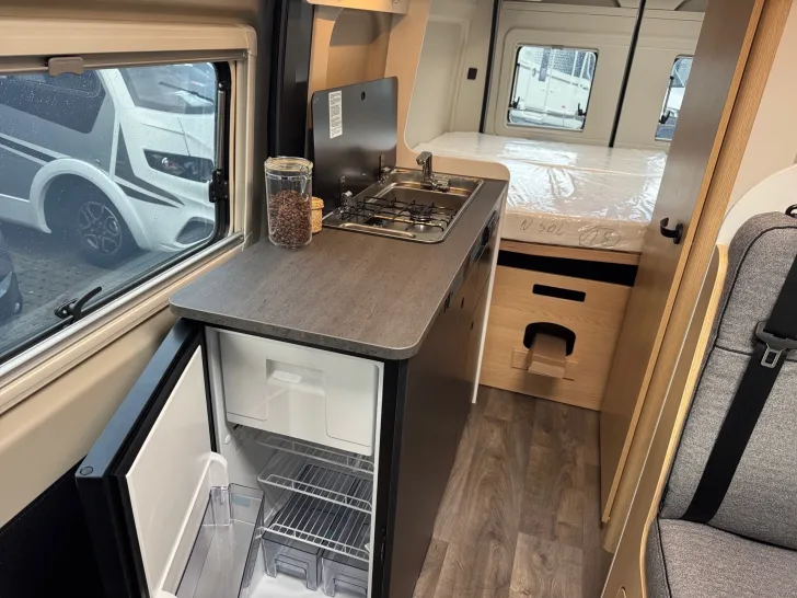 Fahrzeugbild Sunlight Camper Van Cliff 600 #12