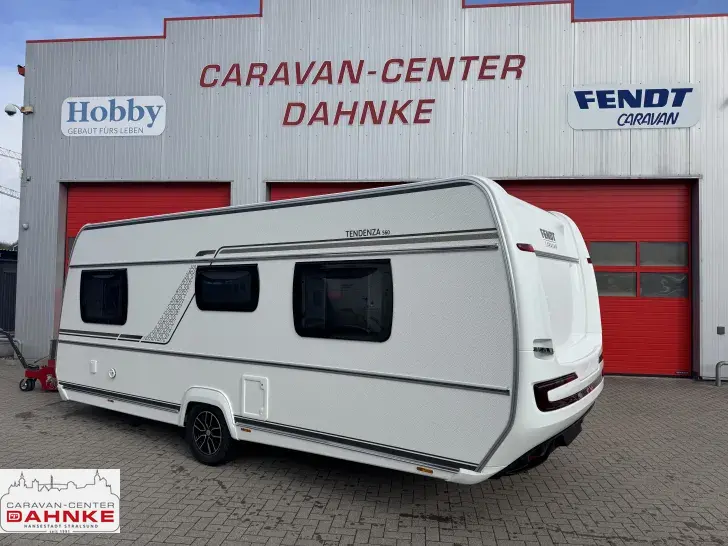 Fahrzeugbild Fendt Tendenza 560 SFDW Alde Heizung, 2000 KG #1