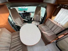 Fahrzeugbild Pilote Explorateur 715 #20