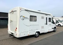 Fahrzeugbild Pilote Explorateur 715 #35