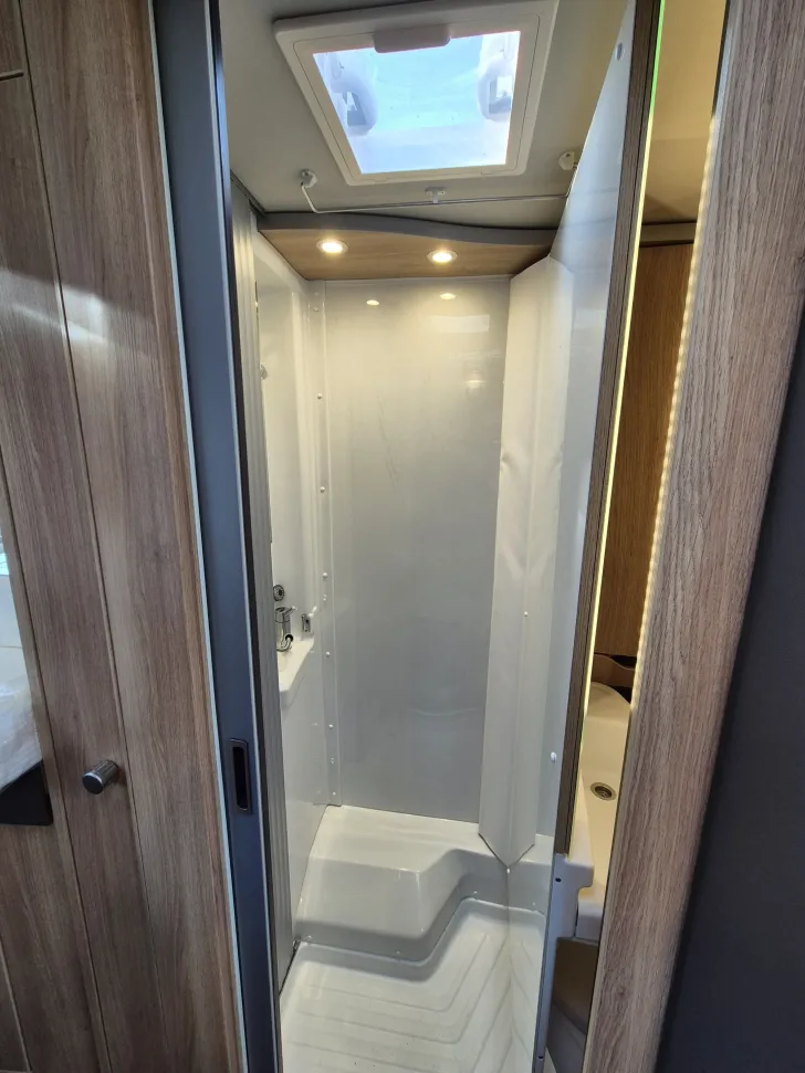 Fahrzeugbild Knaus SKY TI 650 MEG -IC Line- #28