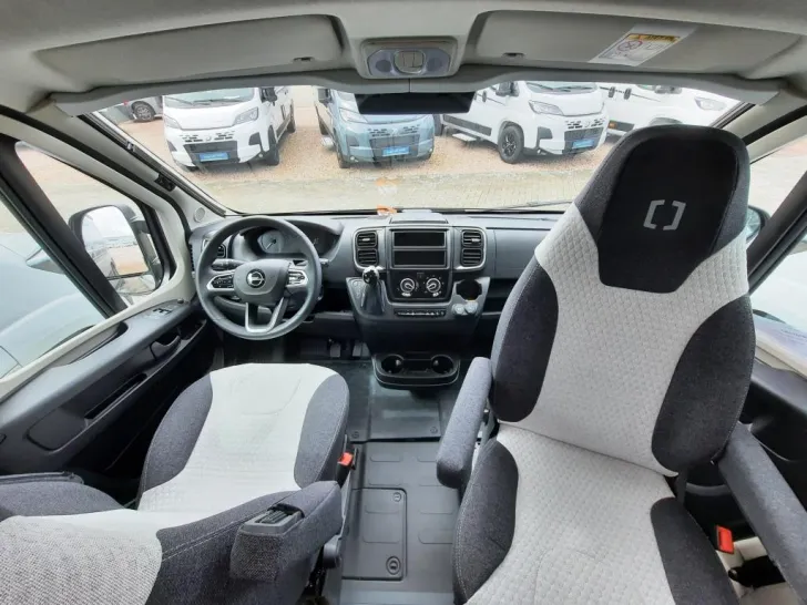 Fahrzeugbild Crosscamp Camper Vans CV 640 Opel Verfüg./Sparen Sie 15.168,- € #17