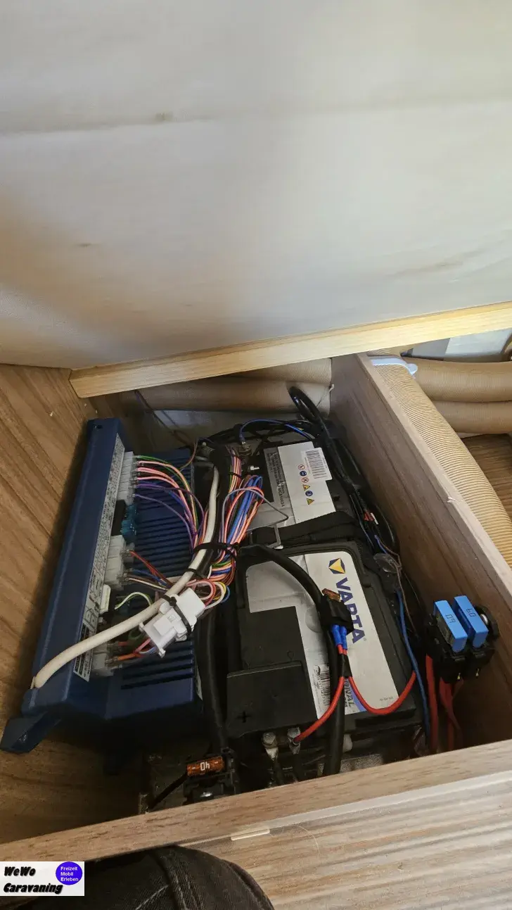 Fahrzeugbild Hymer Eriba Feeling 425 Alko Mover Markise #12