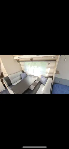 Grundriss Nacht Caravelair Antares 400 Style Sehr gepflegt