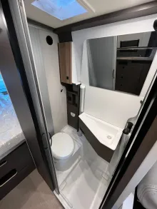 Fahrzeugbild Bürstner B66 600 C Automatik, Markise, Leder #14