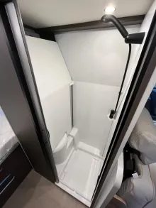 Fahrzeugbild Bürstner B66 600 C Aufstelldach, Automatik, Leder #9